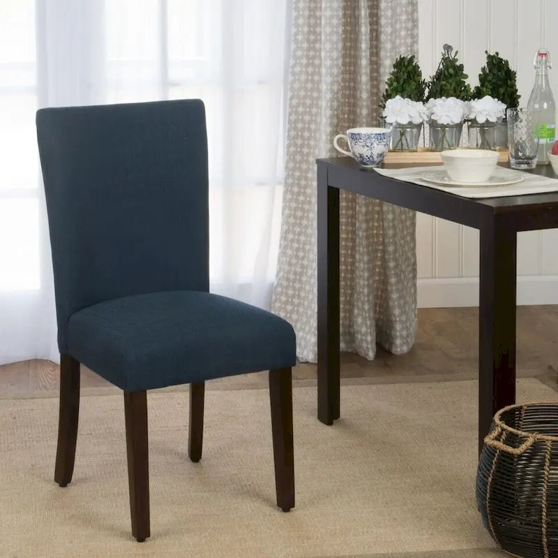 Chaise de salle à manger Parsons en tissu bleu uni avec pieds en bois noyer foncé